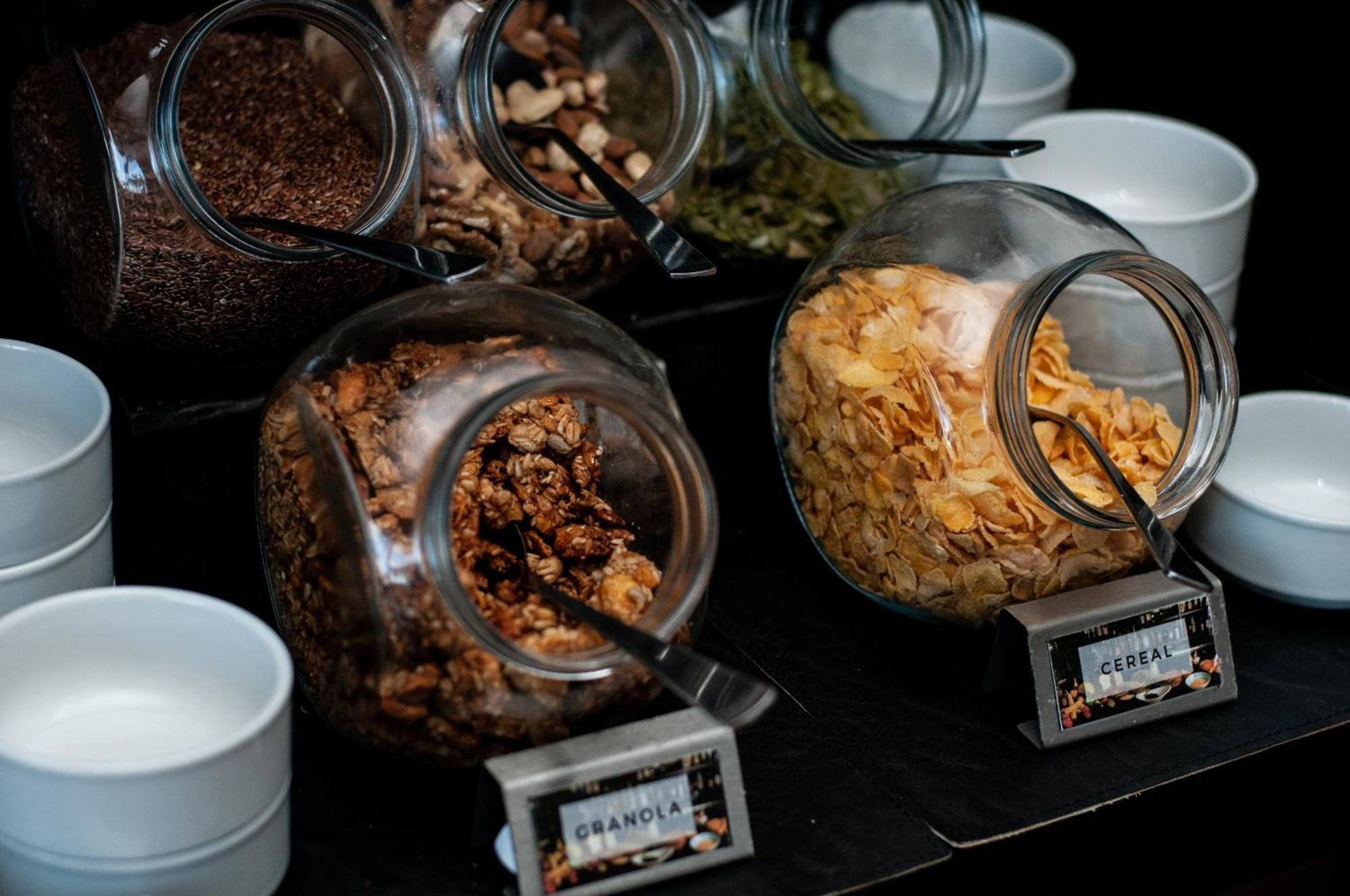 מלון Sls Buenos Aires Puerto Madero מראה חיצוני תמונה Cereal and granola