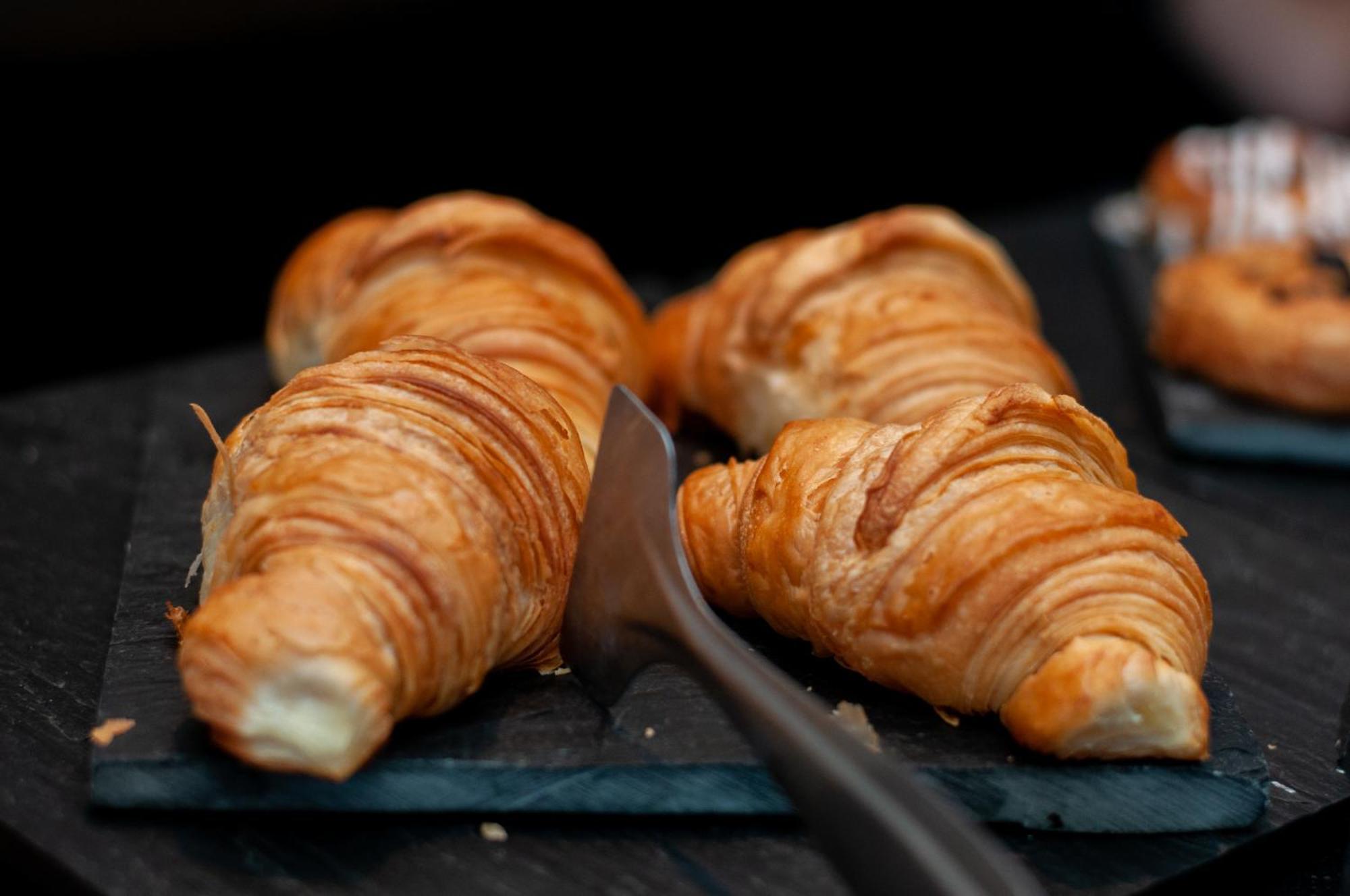 מלון Sls Buenos Aires Puerto Madero מראה חיצוני תמונה Croissants