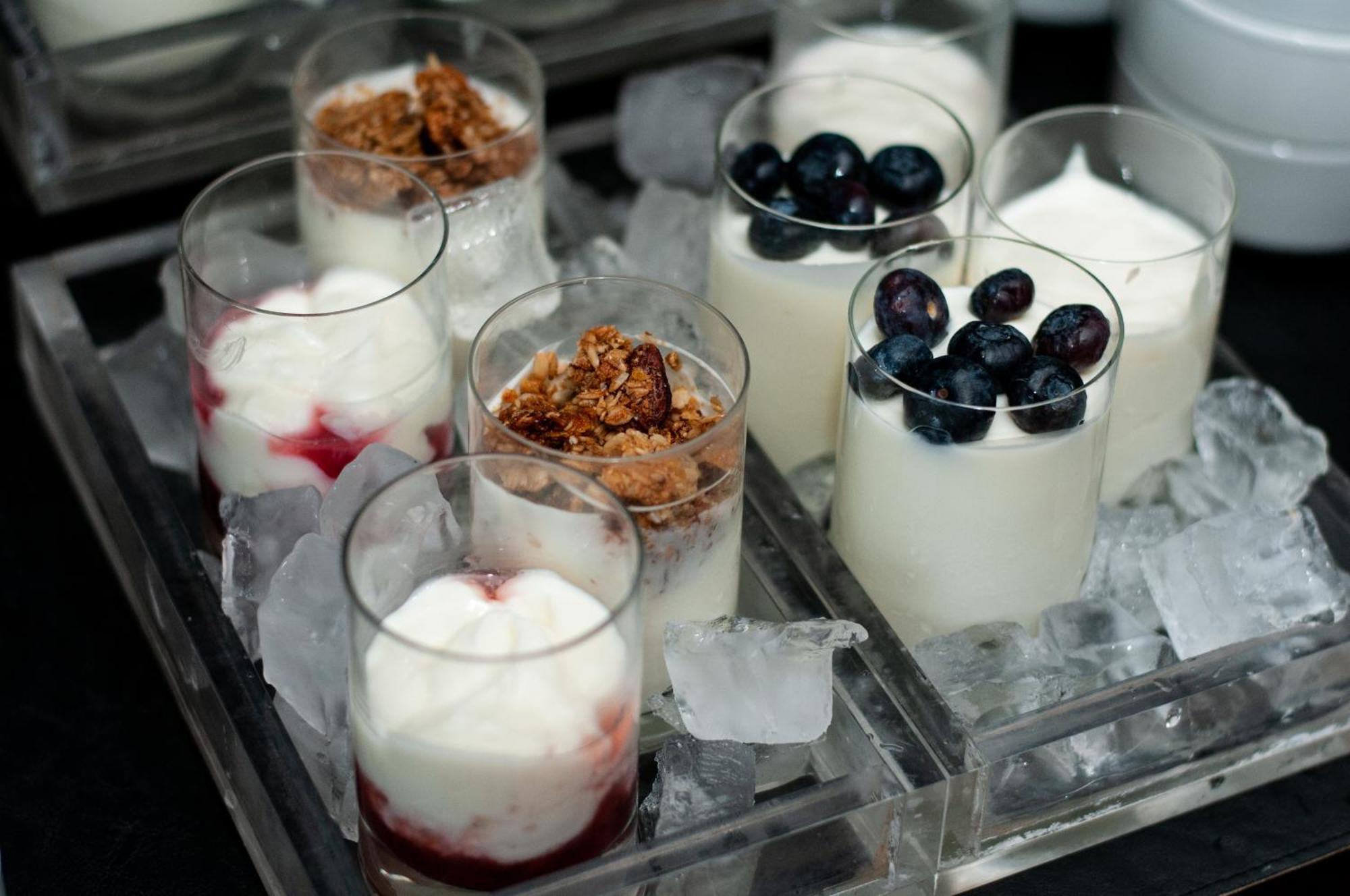 מלון Sls Buenos Aires Puerto Madero מראה חיצוני תמונה Yogurt with fruit