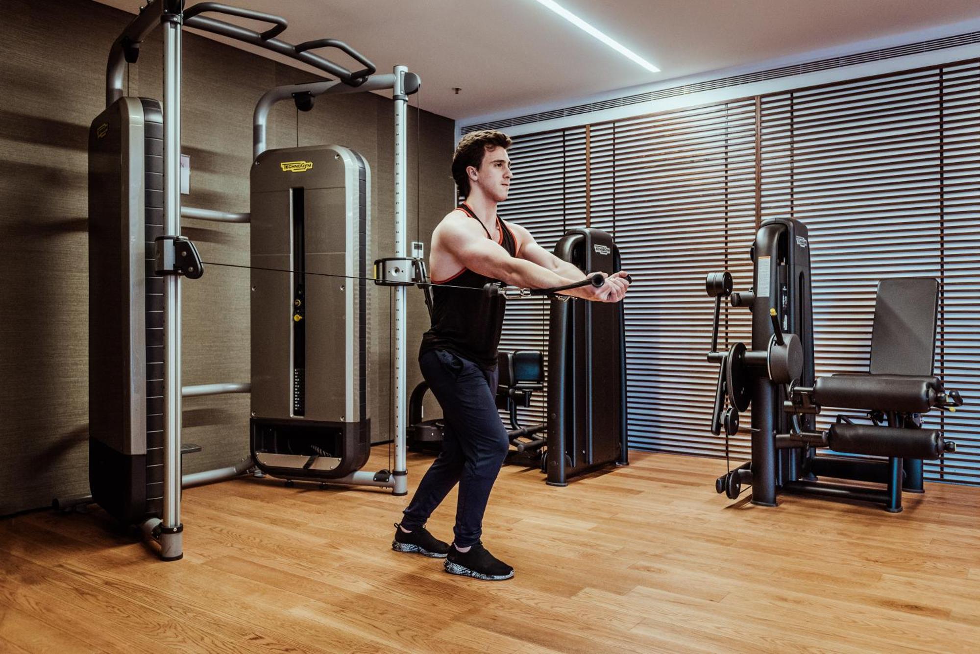 מלון Sls Buenos Aires Puerto Madero מראה חיצוני תמונה Bodyweight tricep extension