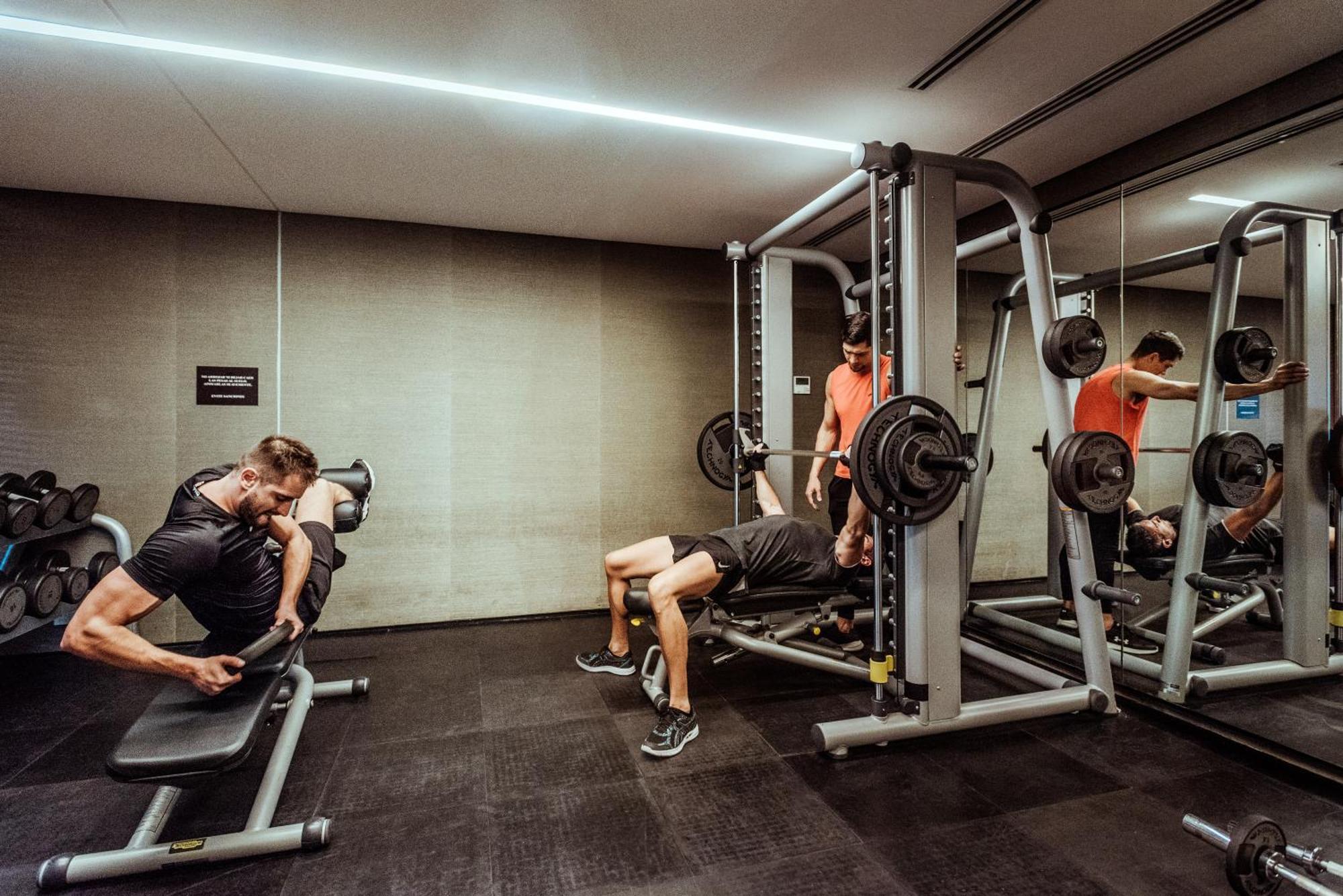 מלון Sls Buenos Aires Puerto Madero מראה חיצוני תמונה The gym at the hotel