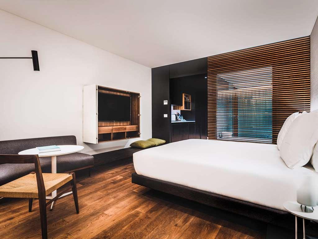מלון Sls Buenos Aires Puerto Madero חדר תמונה A room at the hotel